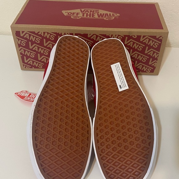 Red Vans Old School - Picture 5 of 5